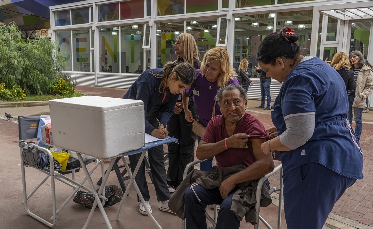 SERVICIOS Y TRAMITES PAPA FRANCISCO